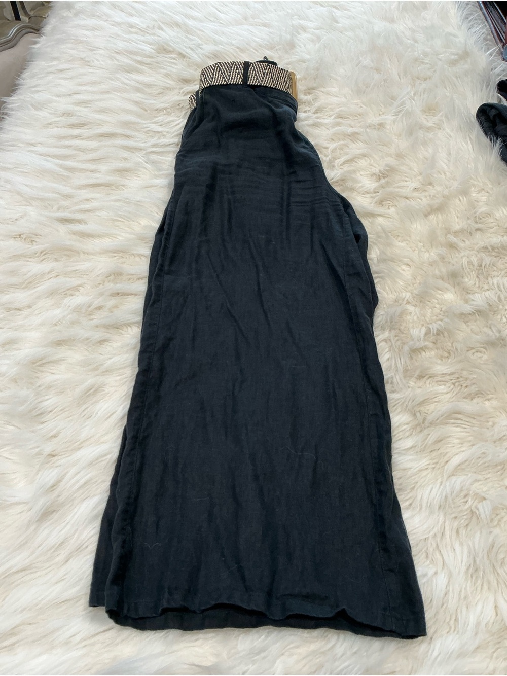 Black Wide-Leg Linen Blend Pants with Patterned Belt - Picture 4 of 4